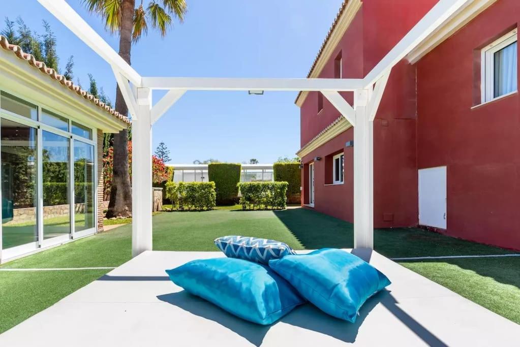 Ohana Luxury Villa With Heated Pool مالقة المظهر الخارجي الصورة